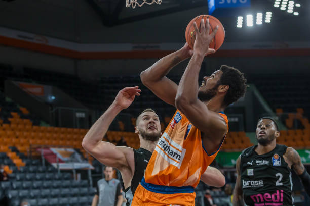 曾经不可一 曾经不可一